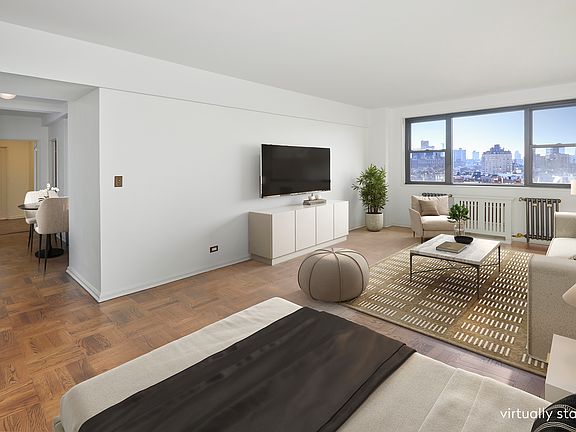 4th image of 2 Horatio St APT 12N
