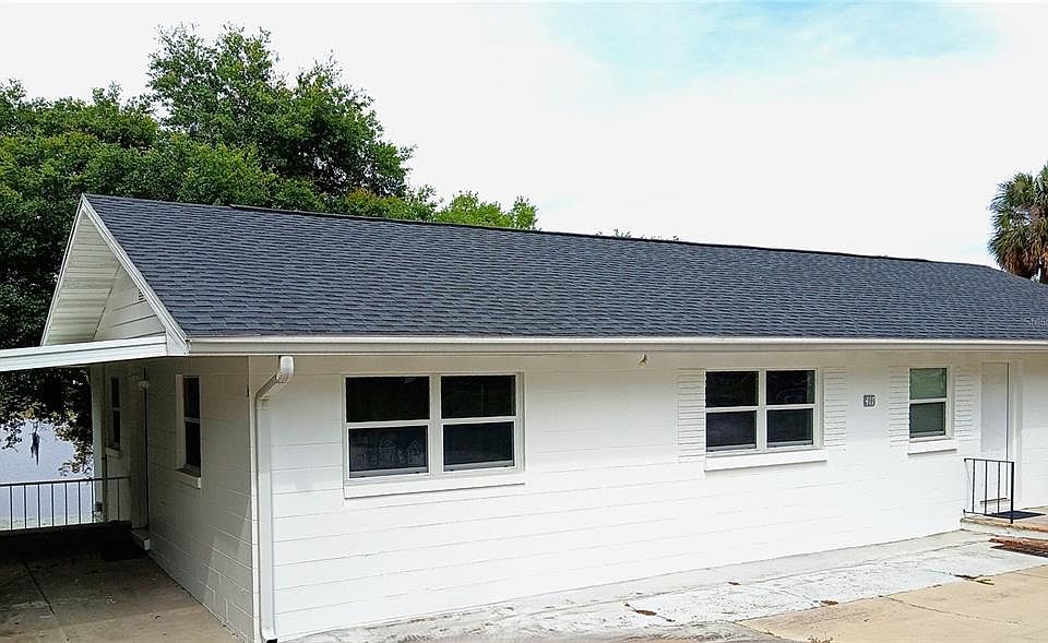 1st image of 417 Main St