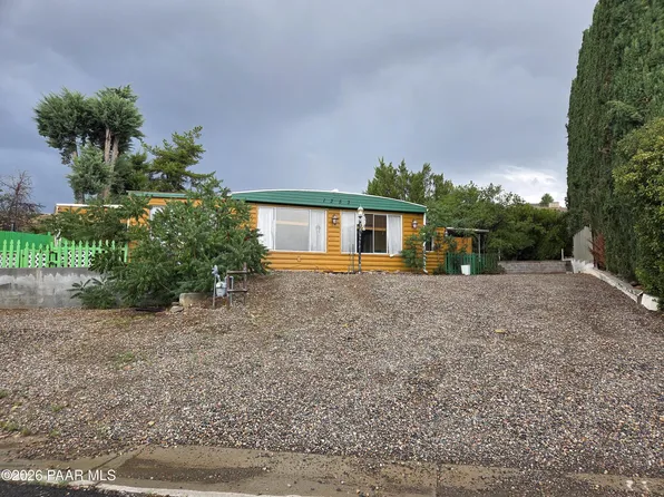 1353 N Albino Trl, Dewey, AZ 86327