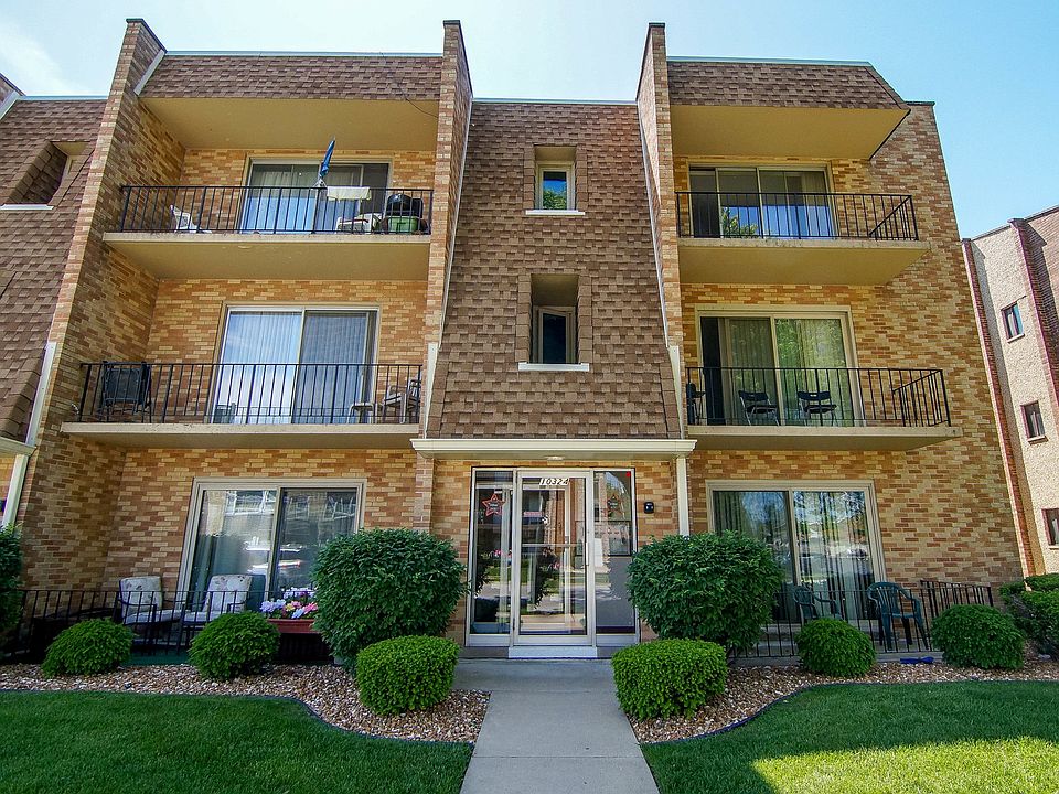 1st image of 10324 S Keating Ave APT 3C