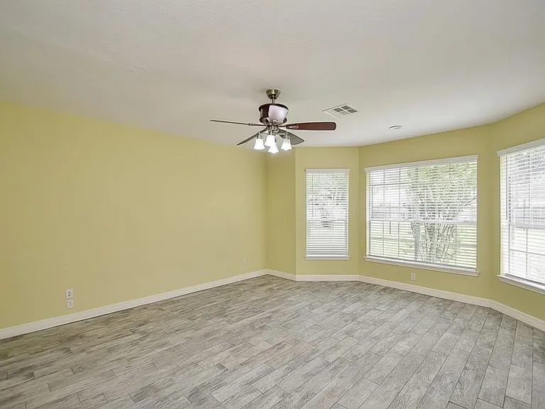 318 N Cypress Estates Cir — Photo 10