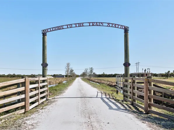 Carlton Rd, Fort Pierce, FL 34945
