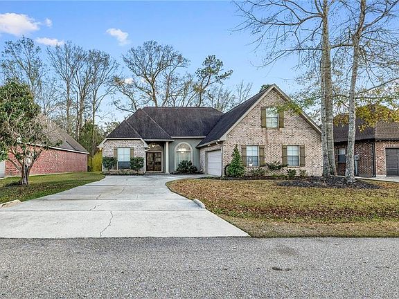 2nd image of 373 Autumn Lakes Rd