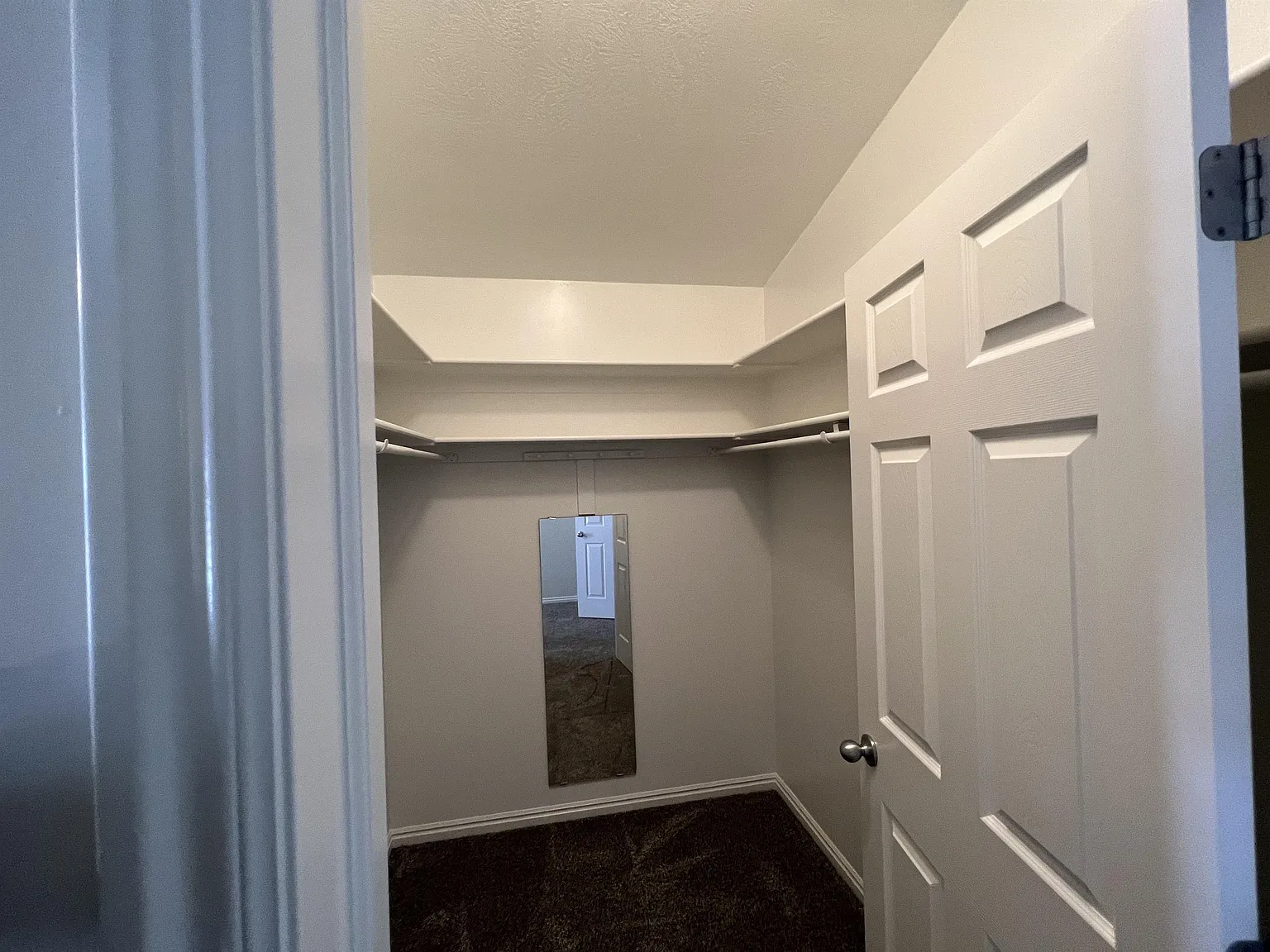202 White Spruce Cv. - EB - 1 — Photo 2