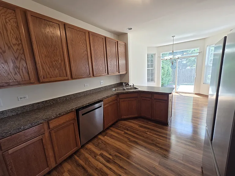 4934 Montauk Dr — Photo 11