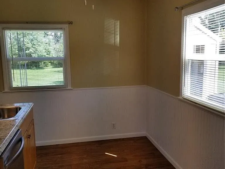521 Koch Ave — Photo 21