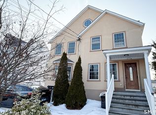 271 Seaside Ave #A, Stamford, CT 06902