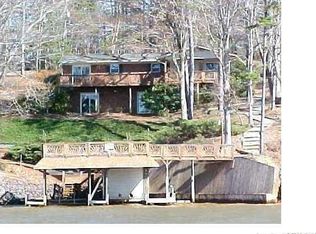 594 Deerfield Rd, Mount Gilead, NC 27306