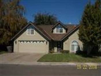 1st image of 806 Heather Pl