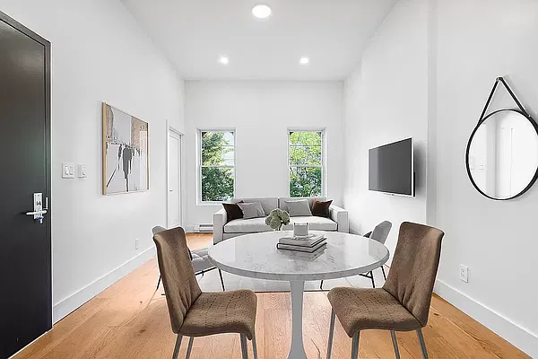 Rented by Freestone Property Group | media 11
