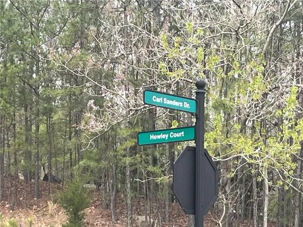 F 28 Governors Towne Dr NW #F-28, Acworth, GA 30101