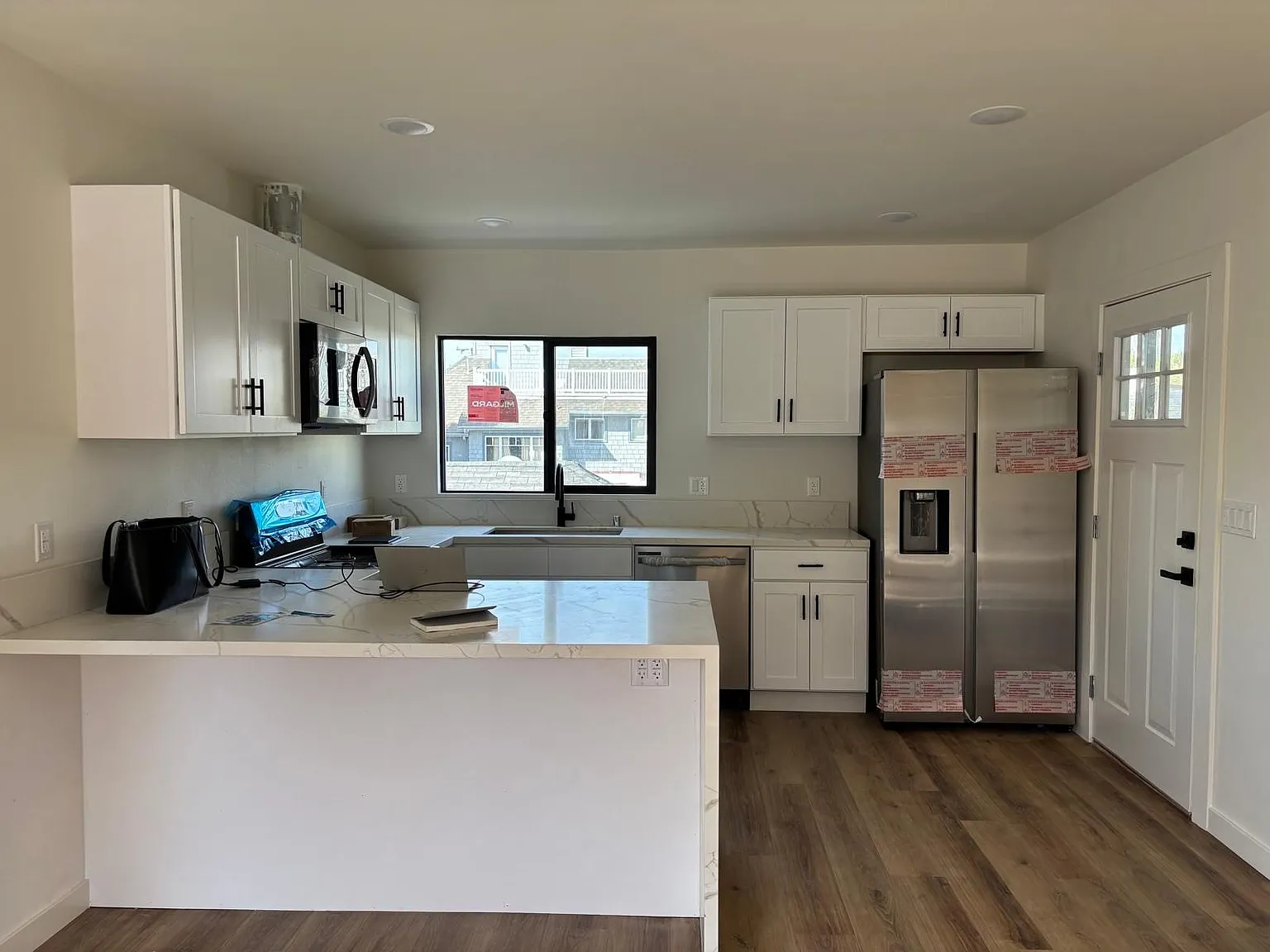 1 bed, $4,400 — Photo 2