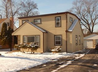 420 N Prater Ave, Northlake, IL 60164