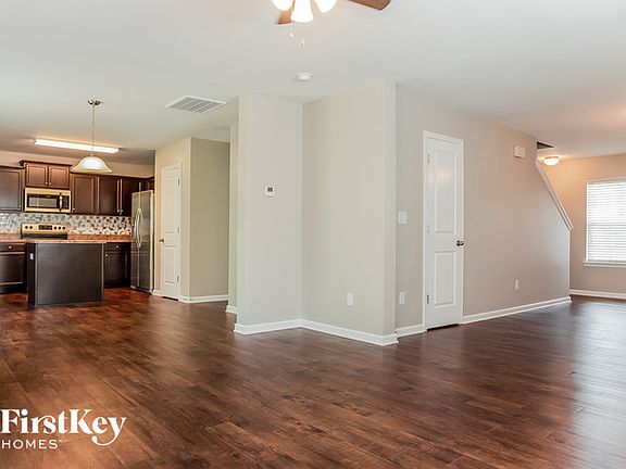2nd image of 1065 Bolivia Dr