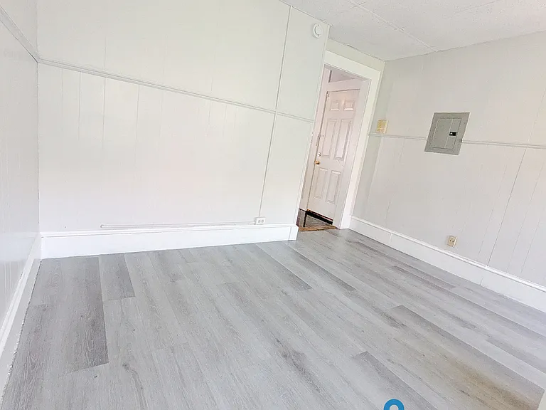 212 Lyman St #3L — Photo 13