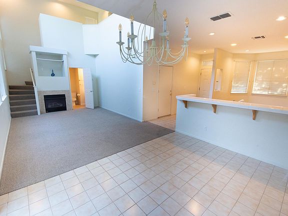 4th image of 25556 Brookshire Dr
