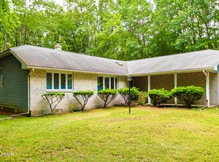 282 Squirrelwood Ct, Effort, PA 18330