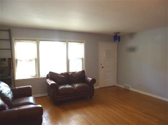 3rd image of 640 Washington Blvd #A
