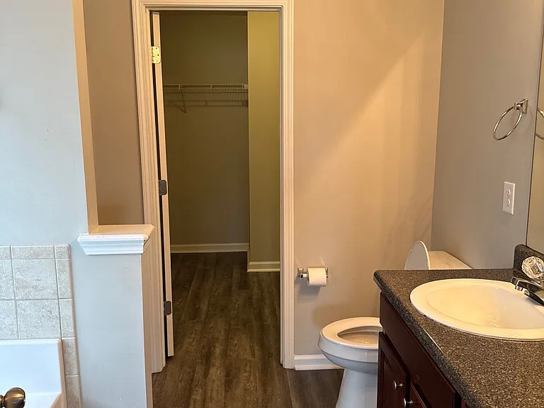 2213 Grandwood Ln — Photo 19