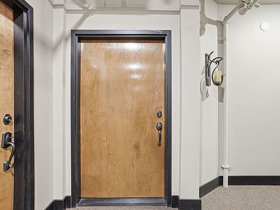 5th image of 401 W 1st Ave #6