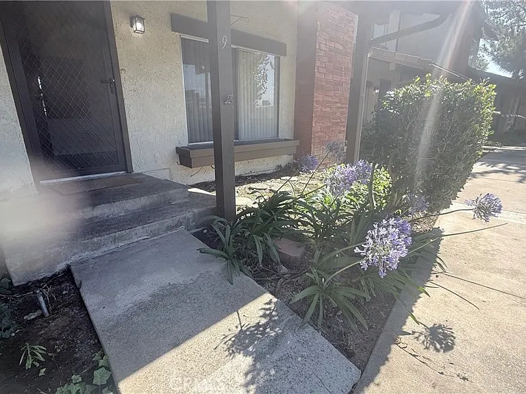 1639 Aspen Village Way — Photo 3
