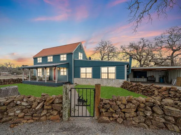 3809 N State Highway 16, Fredericksburg, TX 78624