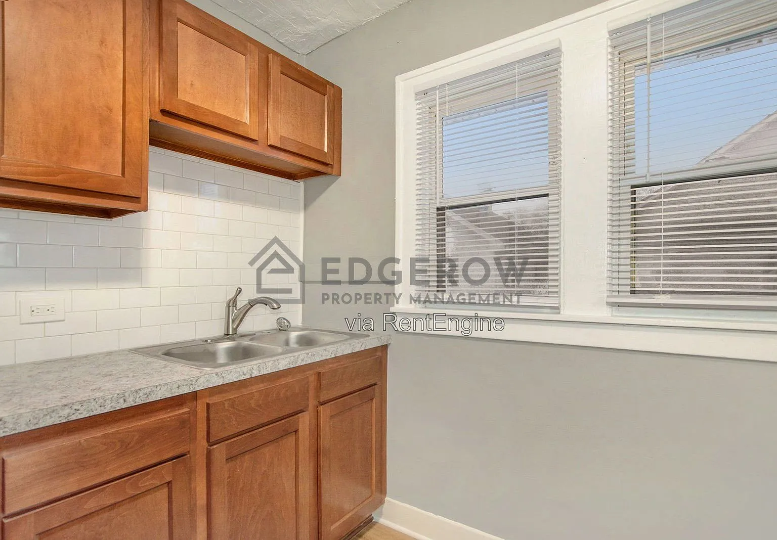2 bed, 1.0 bath, 862 sqft, $1,350 — Photo 4