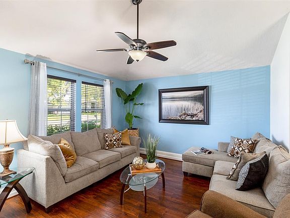 4th image of 8126 Vista Del Sol Dr