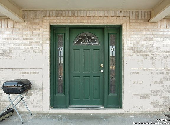 3rd image of 1437 County Road 115