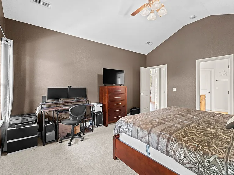 1048 Tarah Knolls Cir — Photo 16