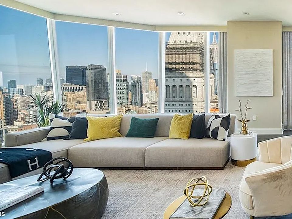 1st image of 45 E 22nd St #42A