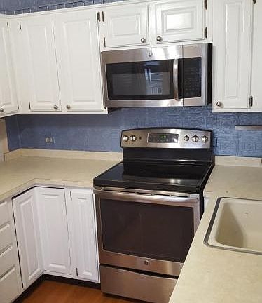 2nd image of 839 S Kensington Ave