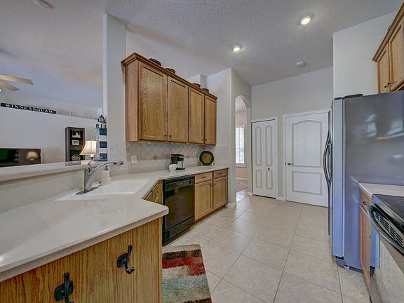 4th image of 3710 Fringetree Ln