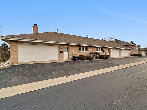 3rd image of 18154 Tennessee Ln #227