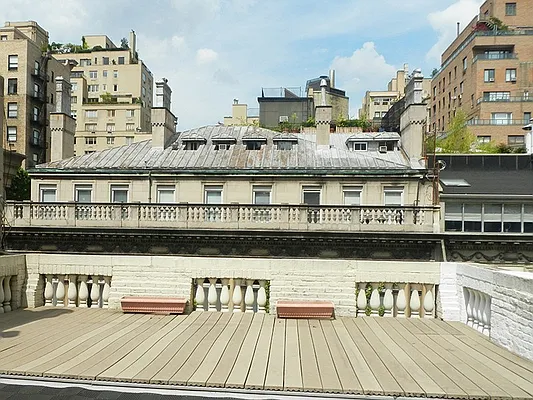 Rented by Sotheby's International Realty | media 6