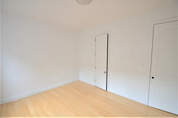 Rented by CITY SKYLINE REALTY INC | media 10