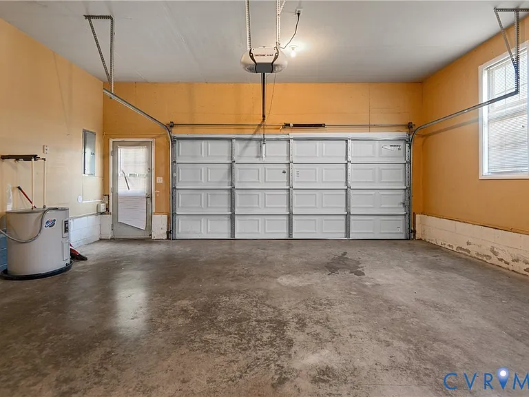3924 Liberty Point Dr — Photo 29