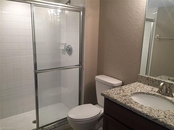5th image of 4655 Saint Croix Ln APT 1432