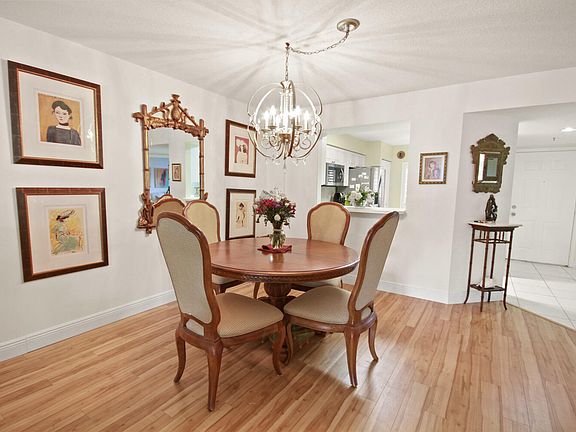 5th image of 12529 Imperial Isle Drive SW #102