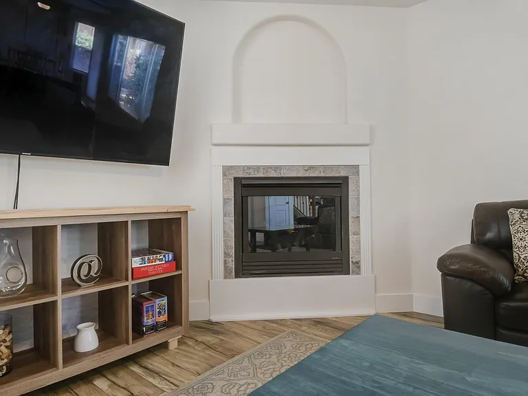 8627 Eagle Creek Dr NE — Photo 10
