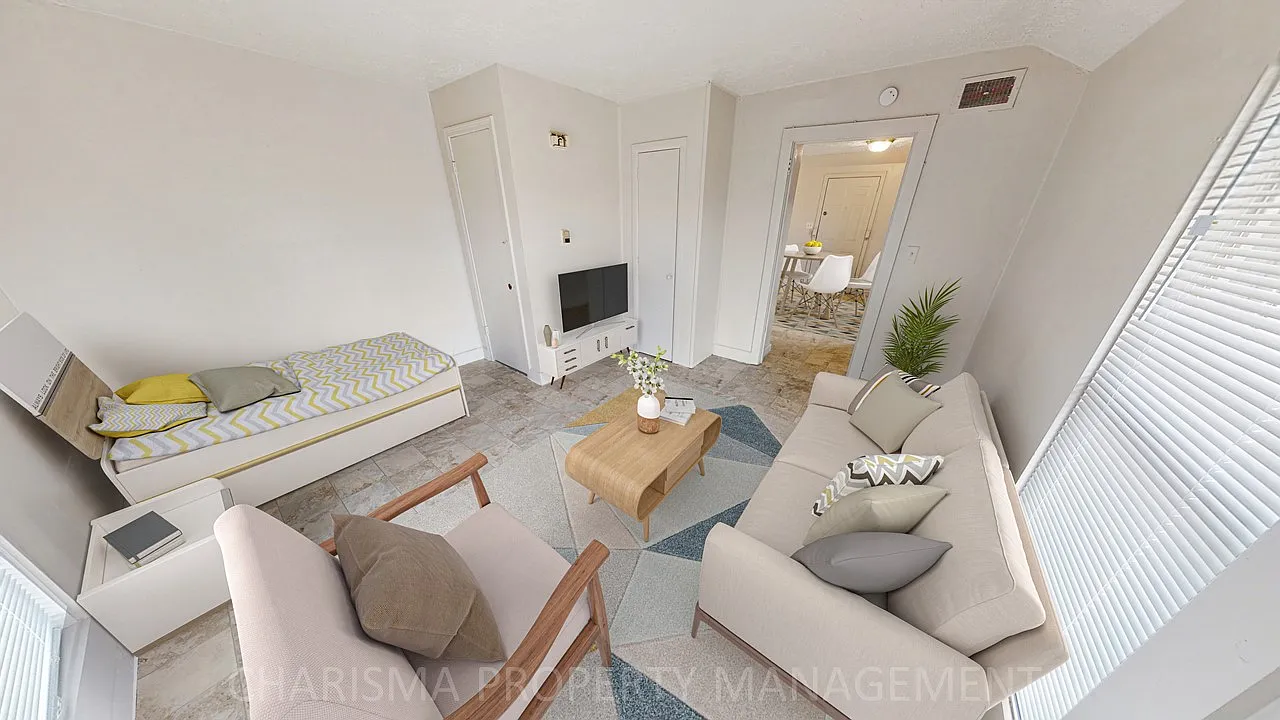 Kingsley Apartments — Photo 3