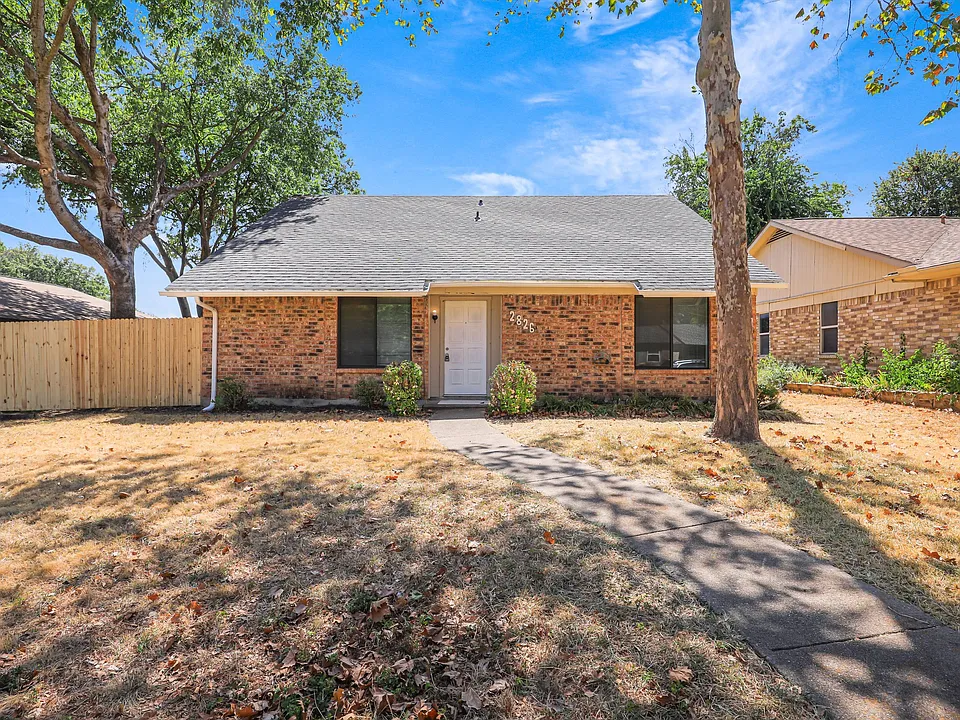2826 Holy Cross Ln