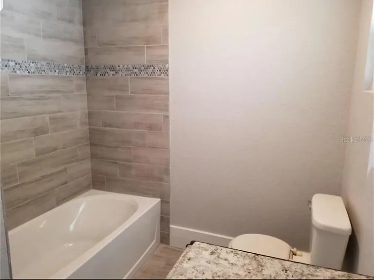 127 W Sligh Ave — Photo 4