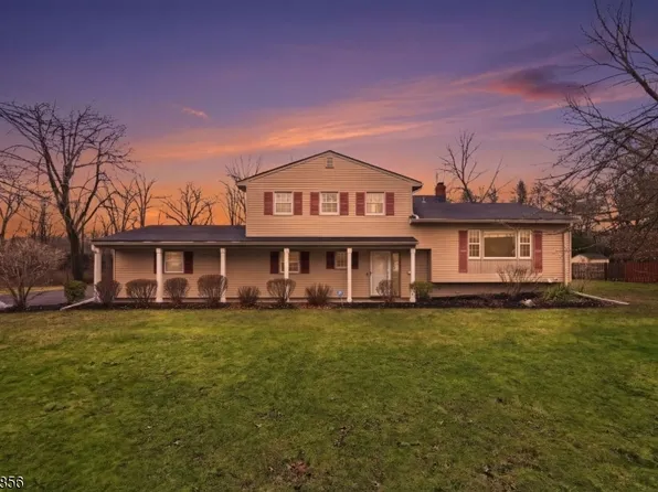 61 Queen Anne Dr, Bernards Twp., NJ 07920