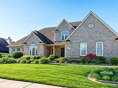 3214 Chesapeake Dr, Sterling Heights, MI, 48314