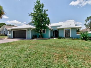 843 Vocelle Ave, Sebastian, FL 32958
