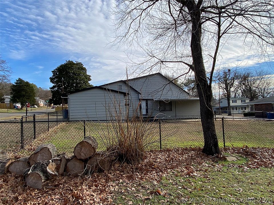 307 NW 1st St, Wilburton, OK 74578 MLS 2301880 Zillow