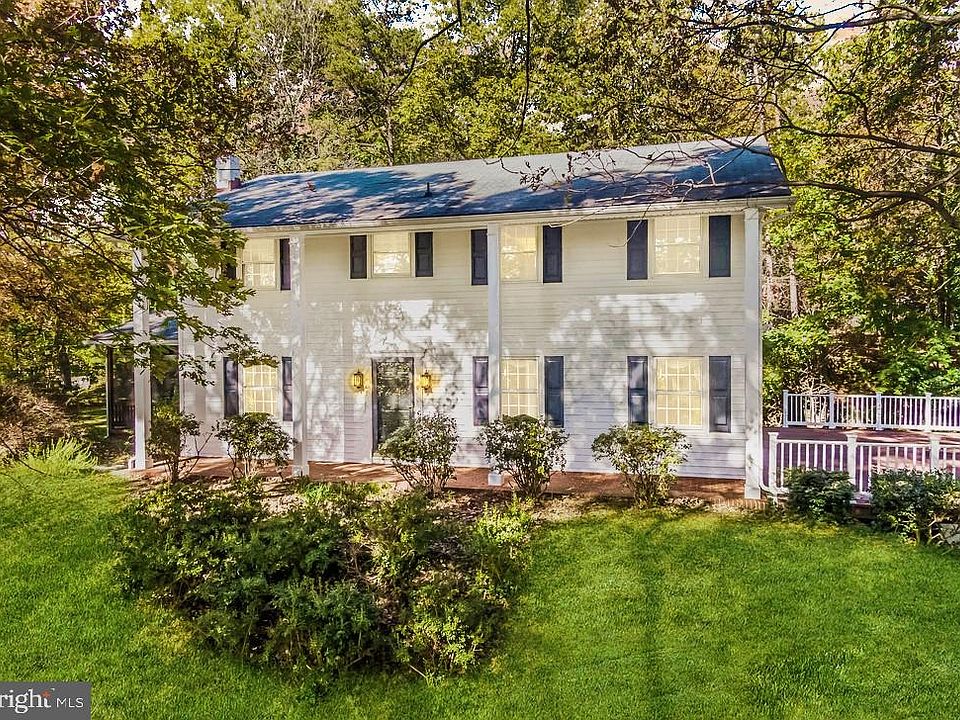 1st image of 1815 Genther Ln