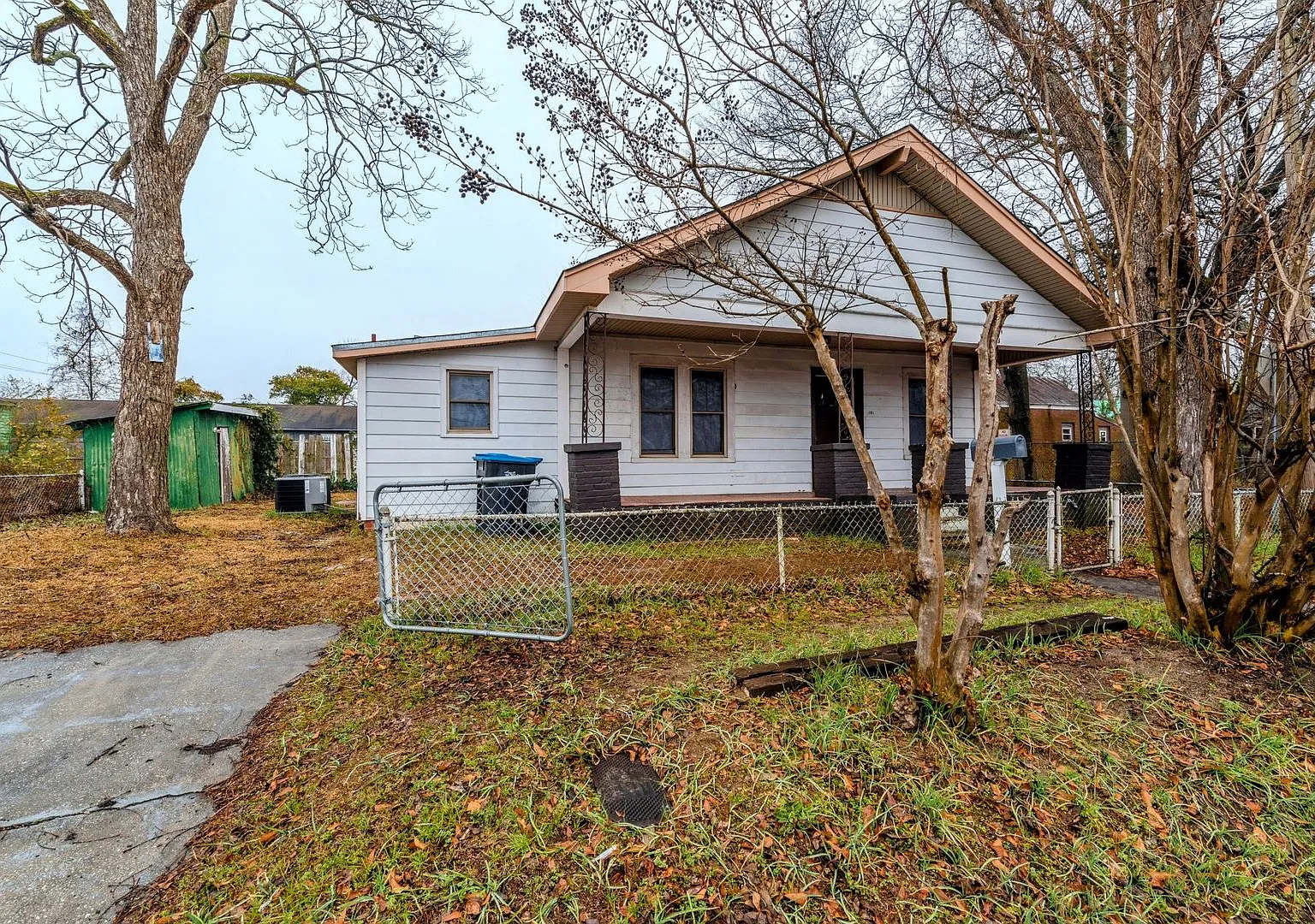 Cute 3 Bed/2 Bath Single-Family House for Lease Near Upper Broad Street — Photo 3