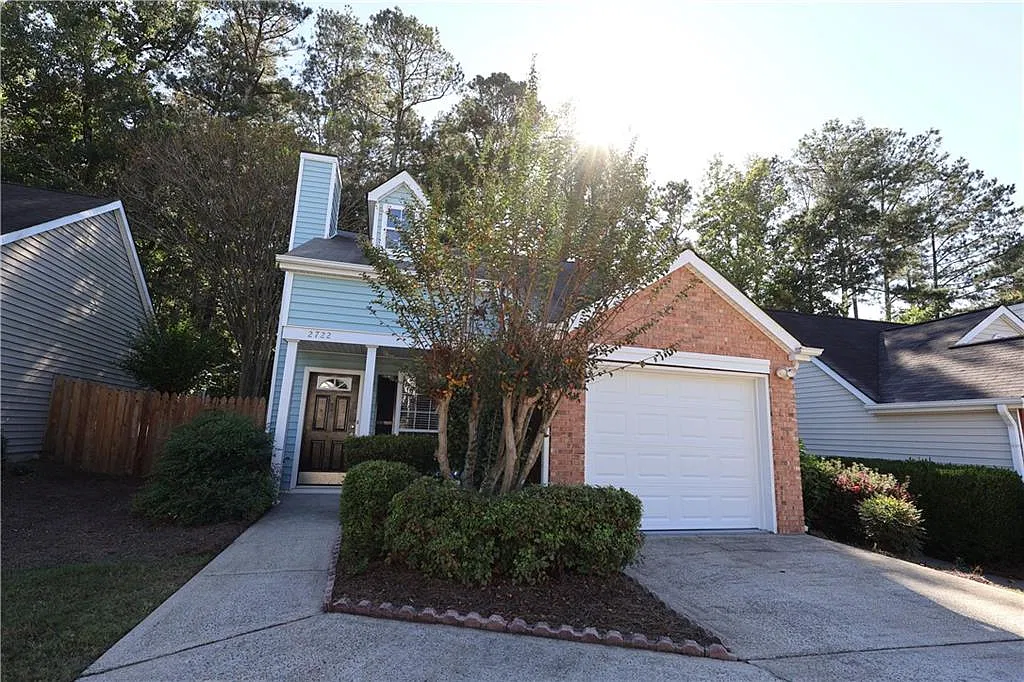 2 bed, 2.0 bath, 1104 sqft, $1,895 — Photo 1